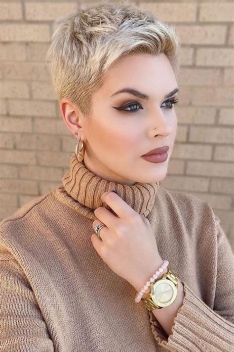 cool haircuts for short hair|short haircuts for women 2021.